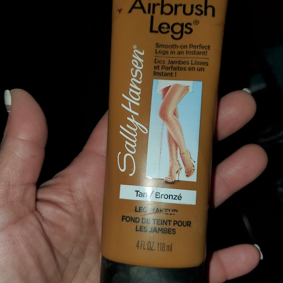 Sally Handson air brush Sold - Picture 1 of 6